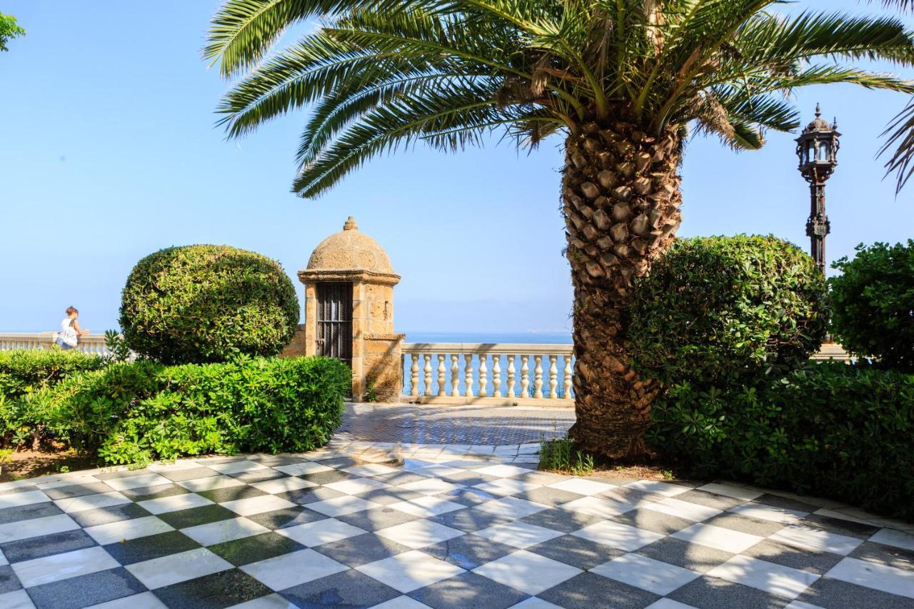 Apartamentos El Capitan Veneno By Cadiz4Rentals ภายนอก รูปภาพ